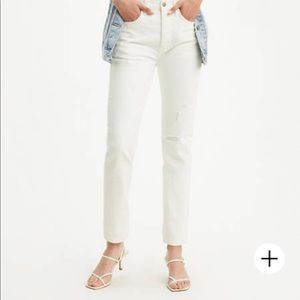 NWT Levi’s 501 white skinny jeans 26x28